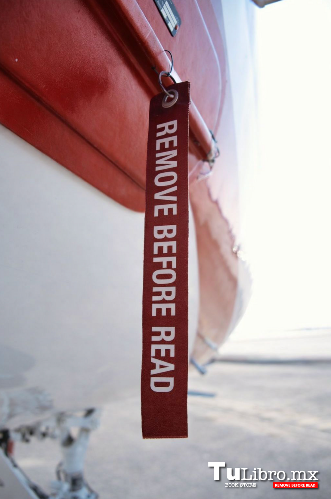 Remove Before Flight: la banderola roja que puede salvar un vuelo