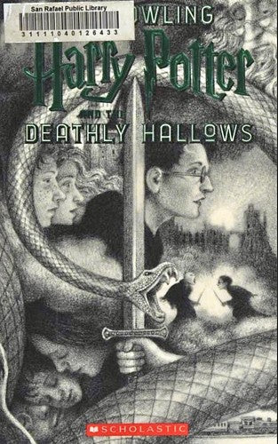 Harry Potter and the Deathly Hallows (Harry Potter, Book 7): Volume 7 [Paperback] Rowling, J K; Selznick, Brian and Grandpré, Mary